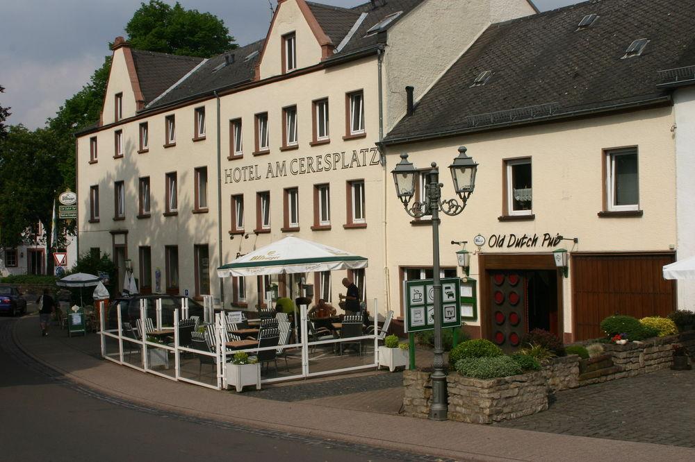 Hotel Am Ceresplatz Manderscheid Kültér fotó