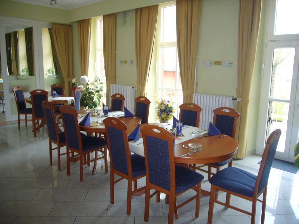 Hotel Am Ceresplatz Manderscheid Kültér fotó
